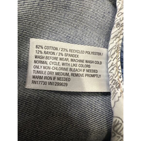 Wild Fable Notch Front Seamed Denim Mini Skirt - Blue Swirl Women’s 2 NWT - Picture 6 of 7